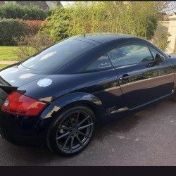 Audi_TT_MK1_Roadster_Right