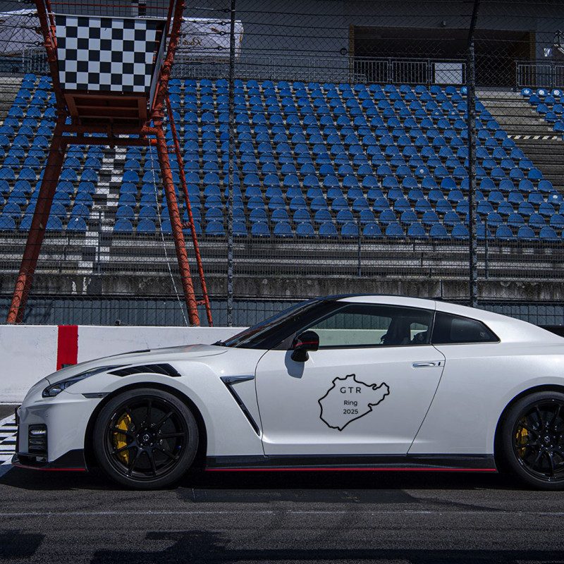 Sticker-Nissan-GT-R-Ring-2025